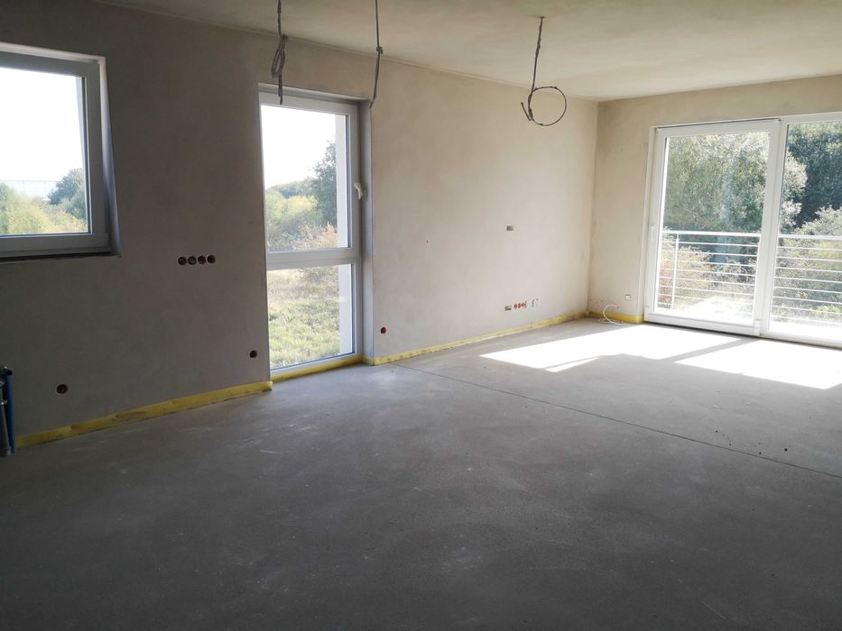 Piętro domu z poddaszem 118,52m2(oddzielne 2 mieszkania)ogródek -2%PCC