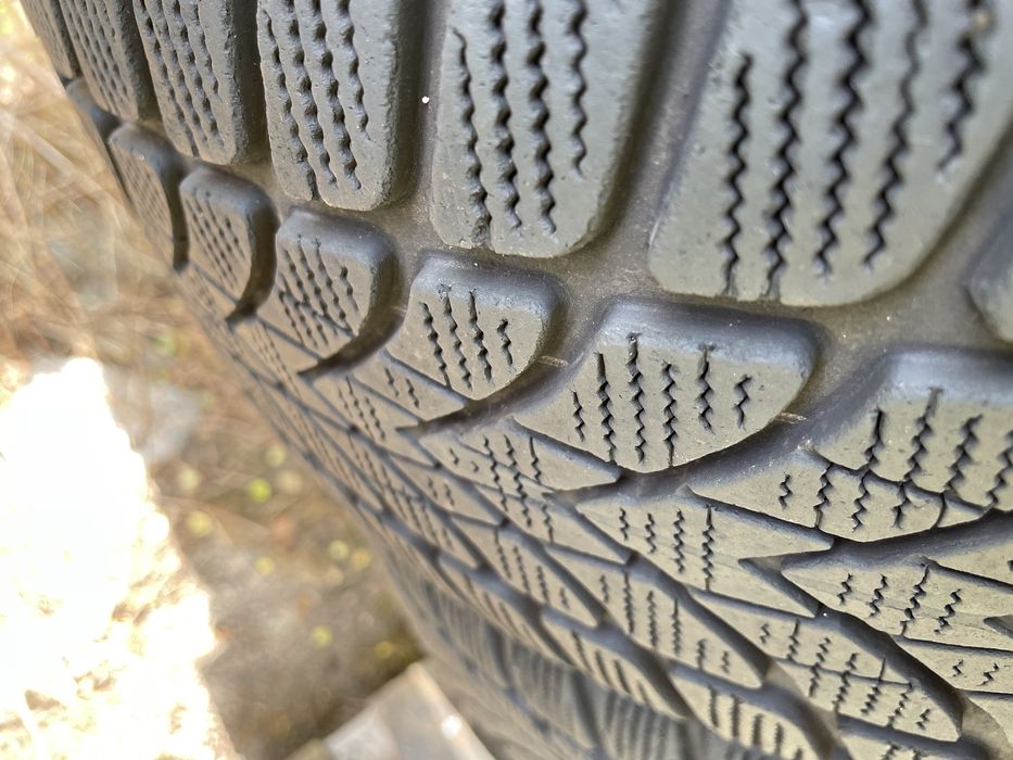Koła OEM Audi A4 B9 A5 8W 225/50r17 5x112 7x17 ET42 VW Skoda Sest