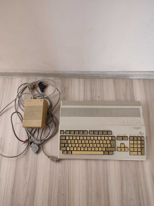 Comodere Amiga 500 A500 (podstawowa) , zasilacz