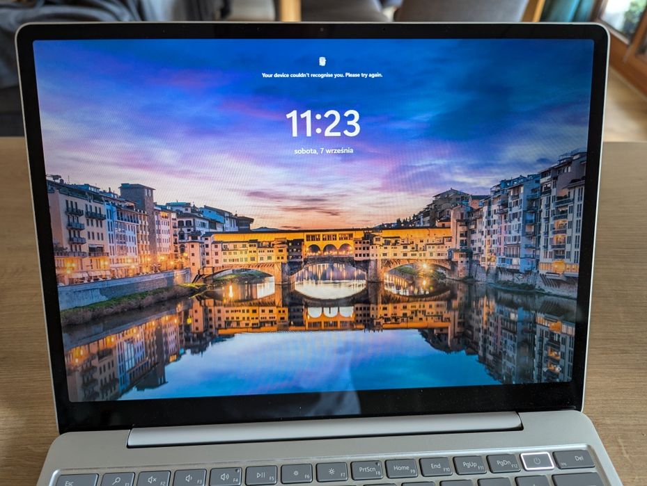 Microsoft Surface Laptop Go i5/8GB/256 Platynowy