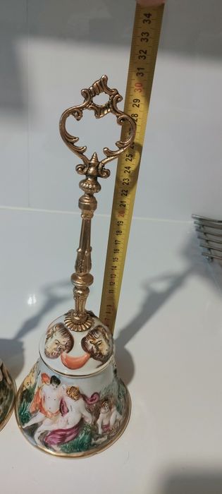 Dwa dzwonki porcelana Capodimonte