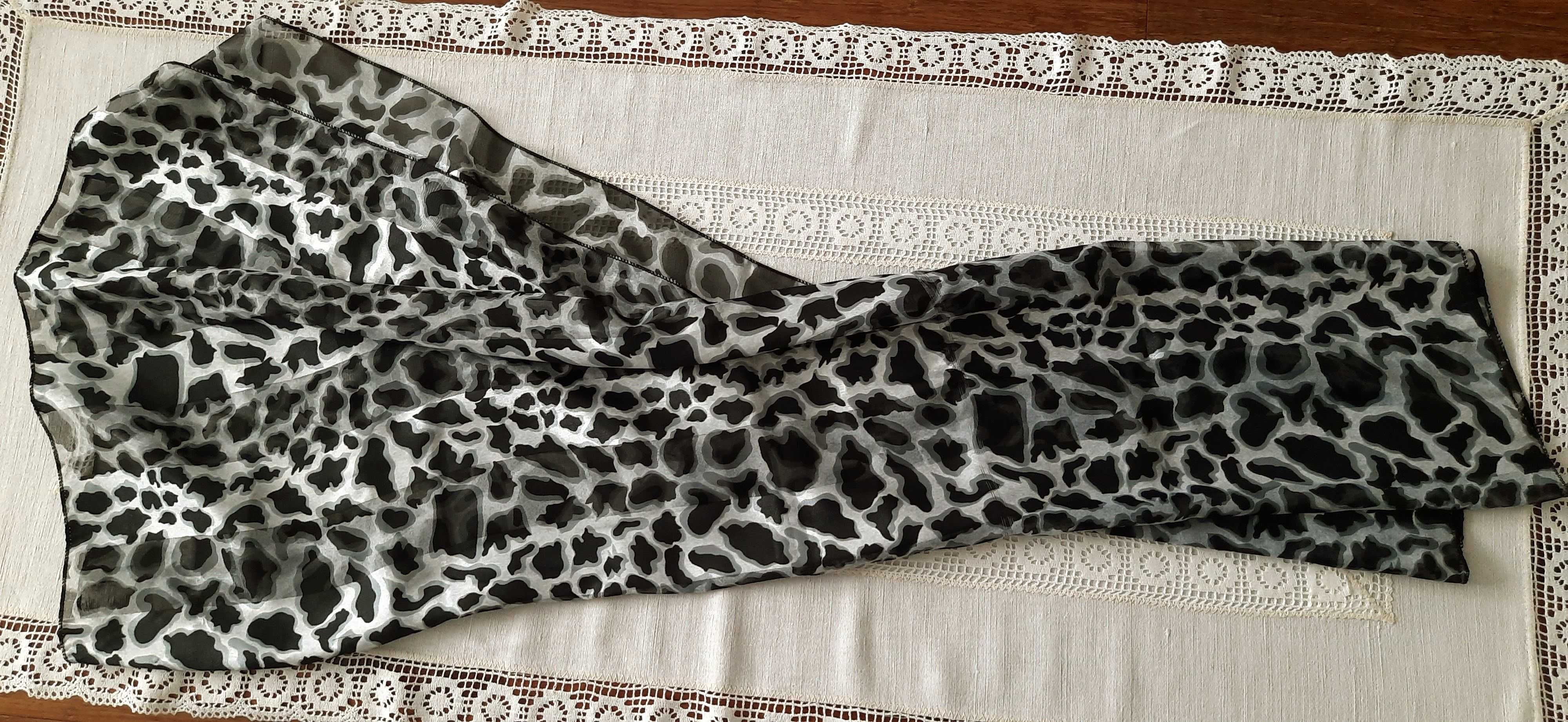 Damska chusta we wzory czarno-brązowe 105 x 100 cm