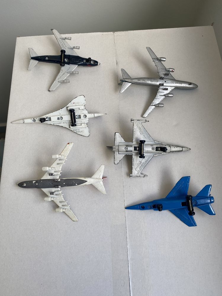 miniaturas aviões ( matchbox e Schabak)