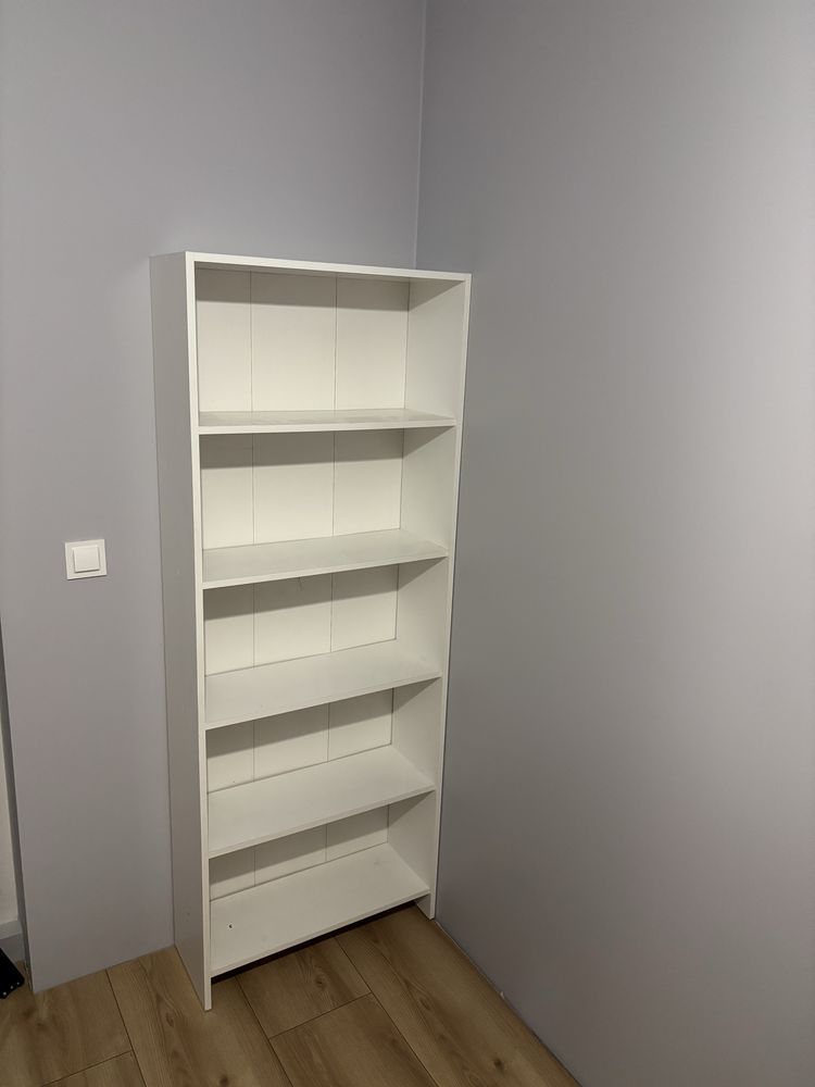 Regał na książki