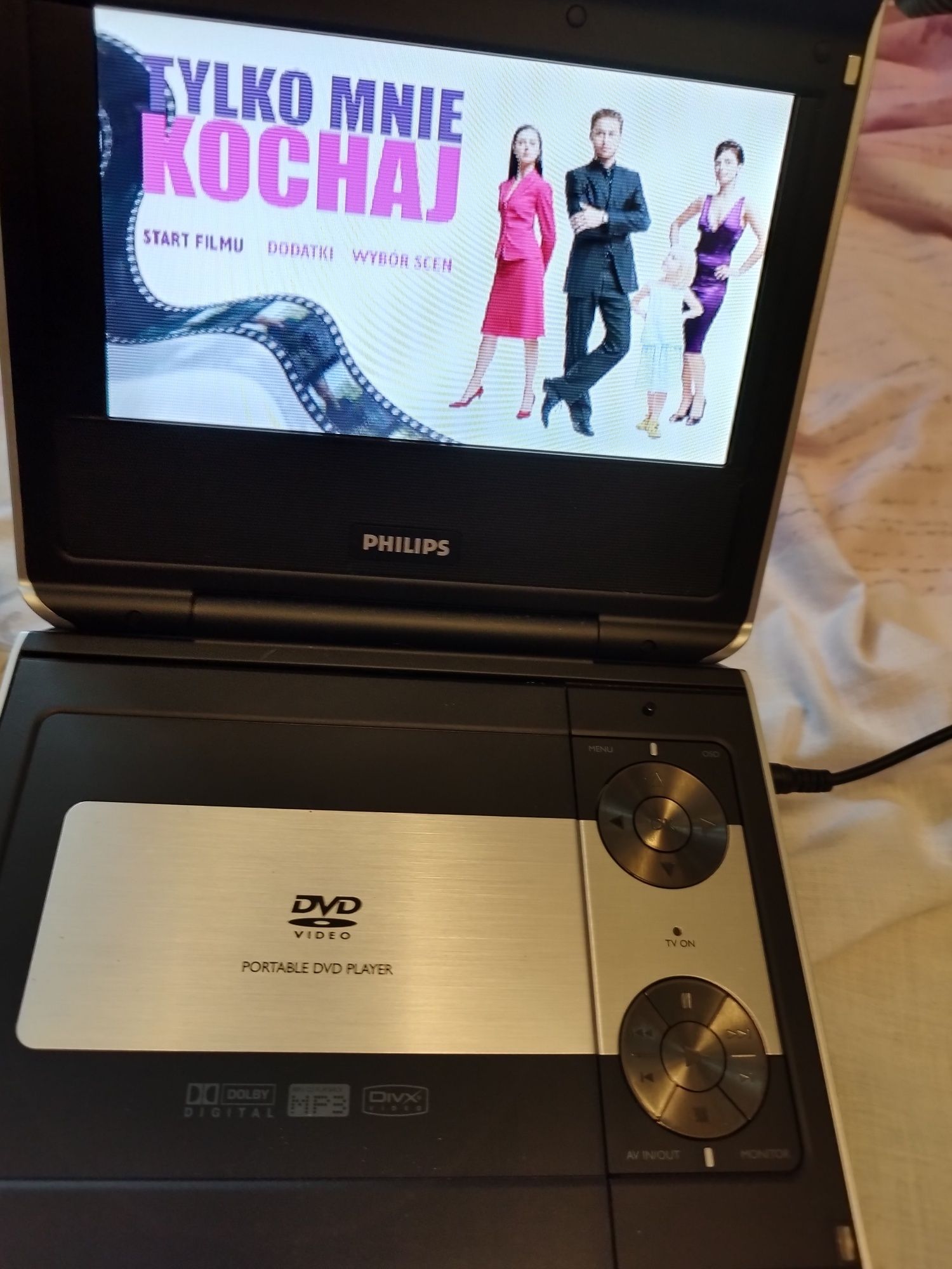 Dwa przenośne DVD z ekranem Philips i Hyundai