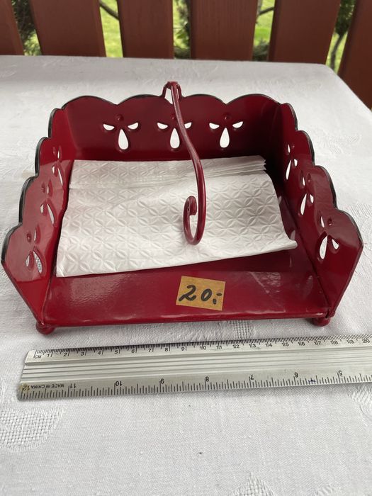 Serwetnik z czasow PRl