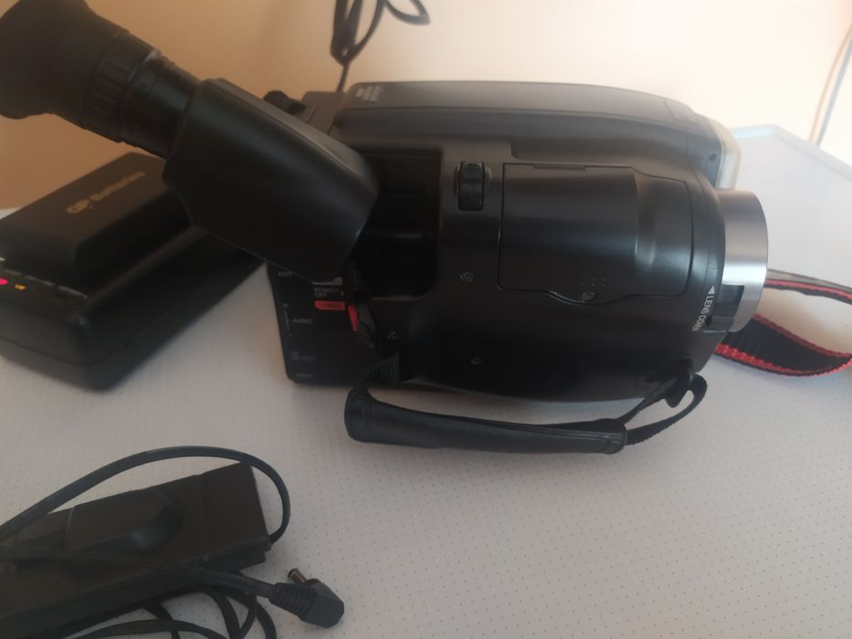 Видеокамера JVC Camcorder GR-HF 700 Japan