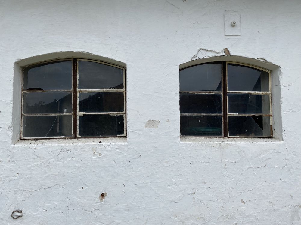 Okno żeliwne zabytkowe kute