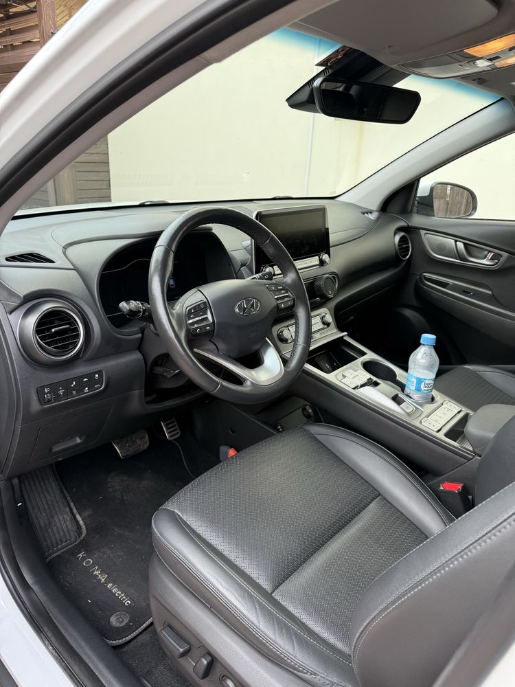 Hyundai Kona 64 premium