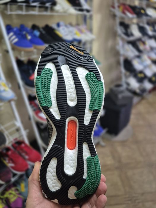 Оригінальні кросівки Adidas Solarglide 6 Performance.(Унісекс)40⅔-25,5