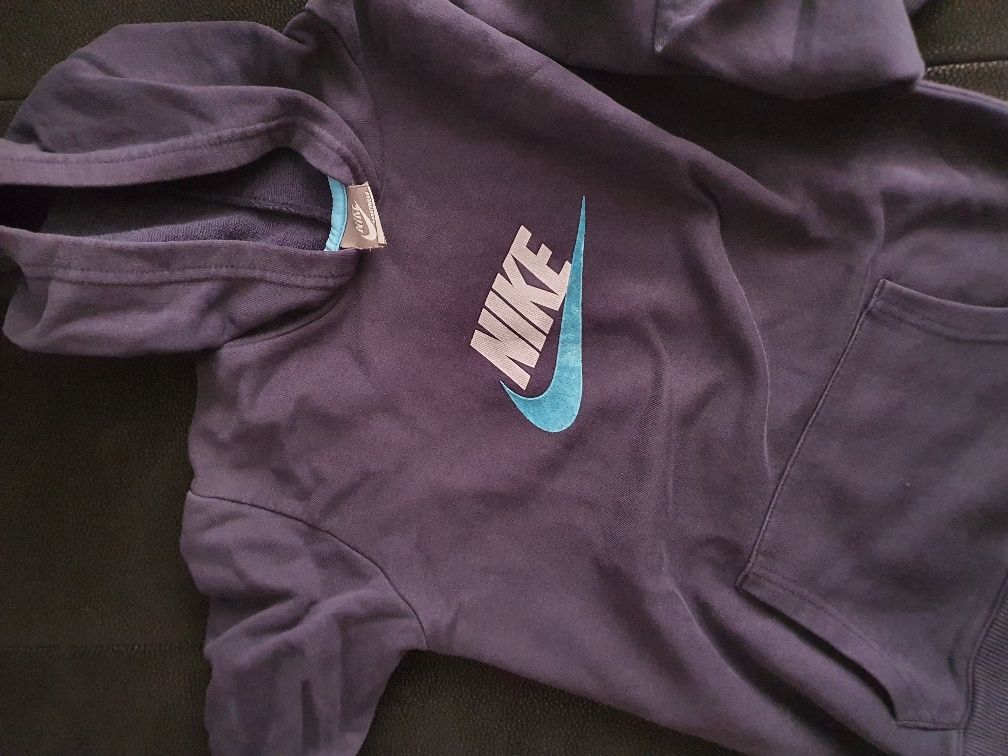 Spodnie Adidas na 128cm plus bluza Nike I piżama gratis