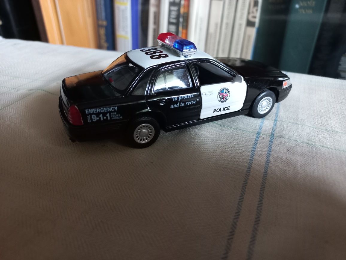 Ford Crown Victoria Police