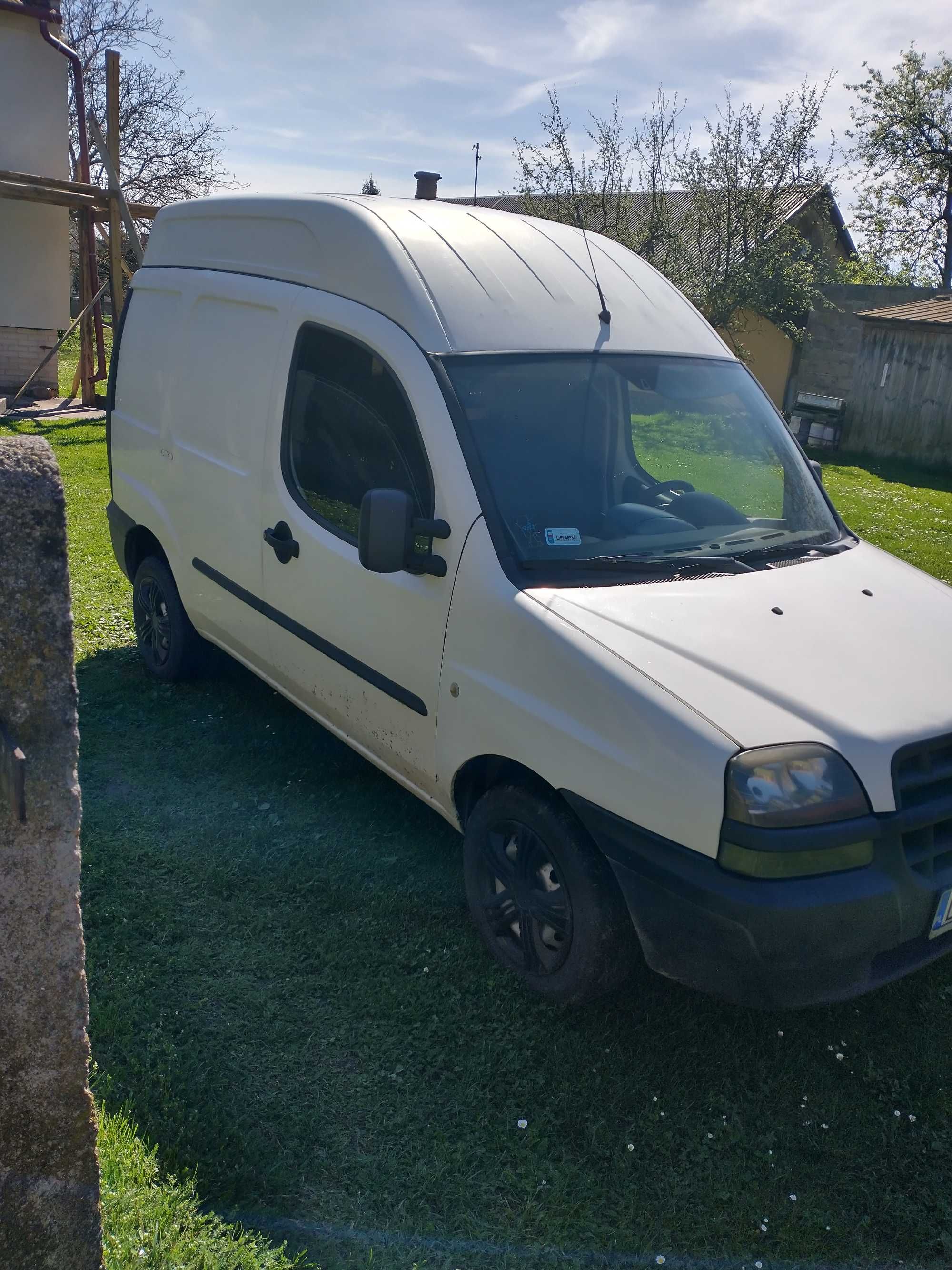 Fiat Doblo cargo 1.9 jtd l1h2