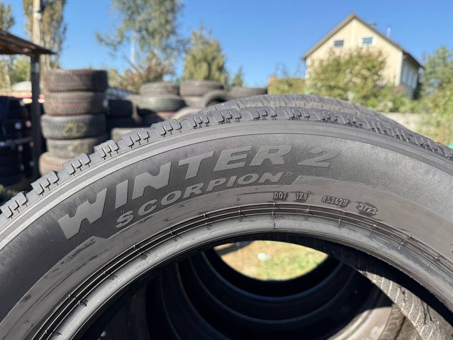 225/60/18 Pirelli winter scorpion 7мм