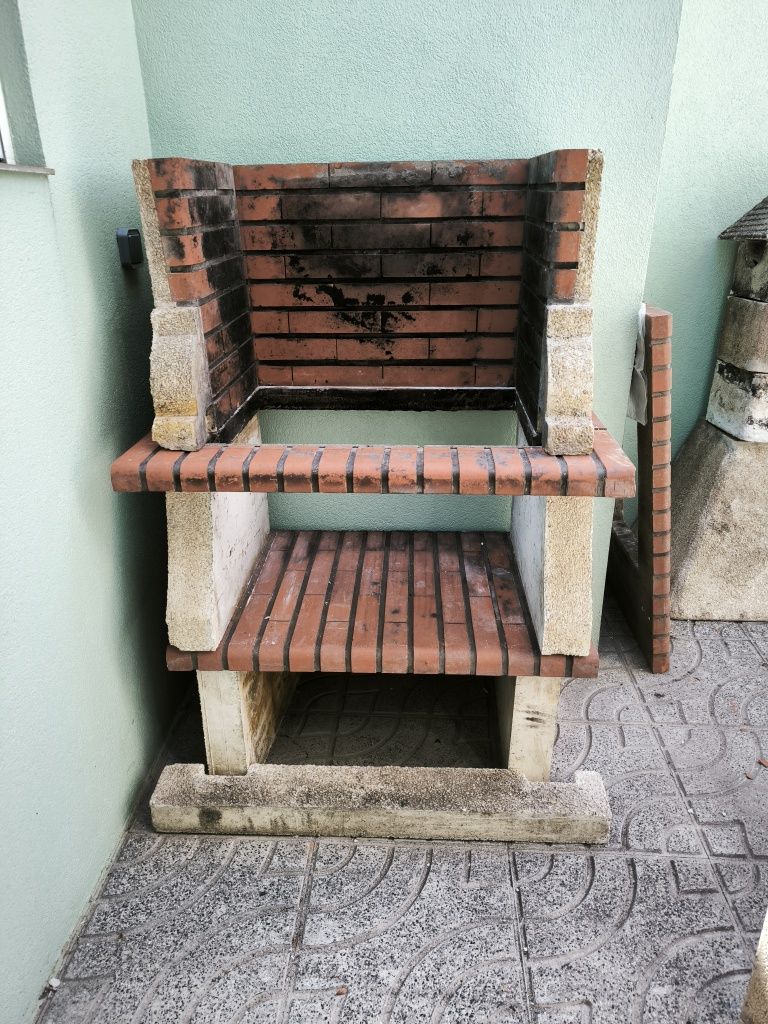 Churrasqueira/Barbeque em pedra