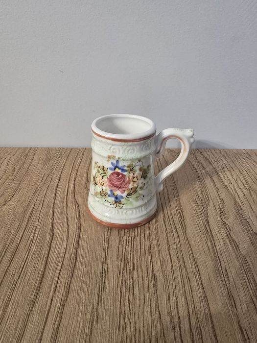 Stary flakon porcelanowy