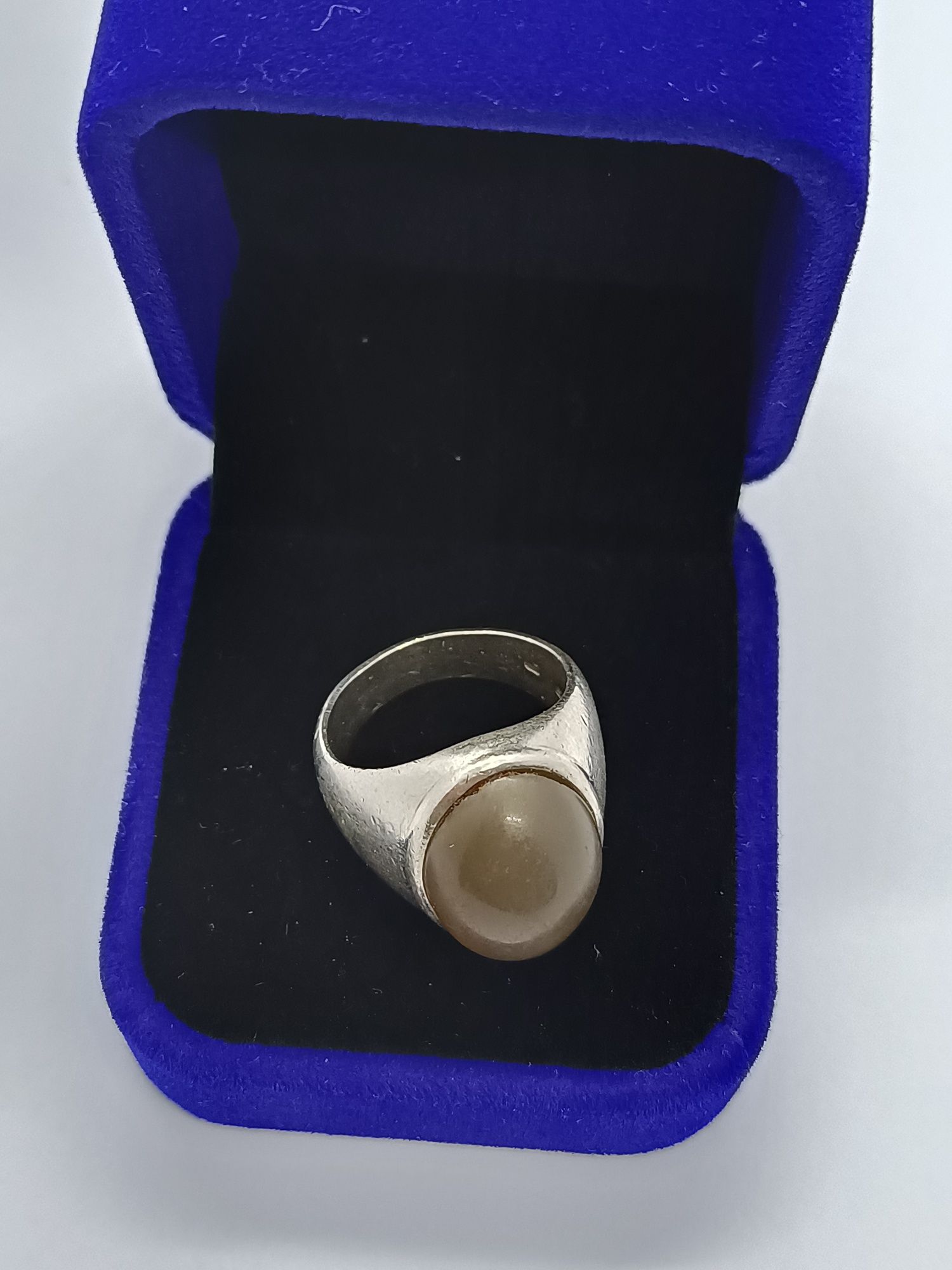 Widoczny pierścionek ze srebra, srebro pr. 925, Kamień labradoryt