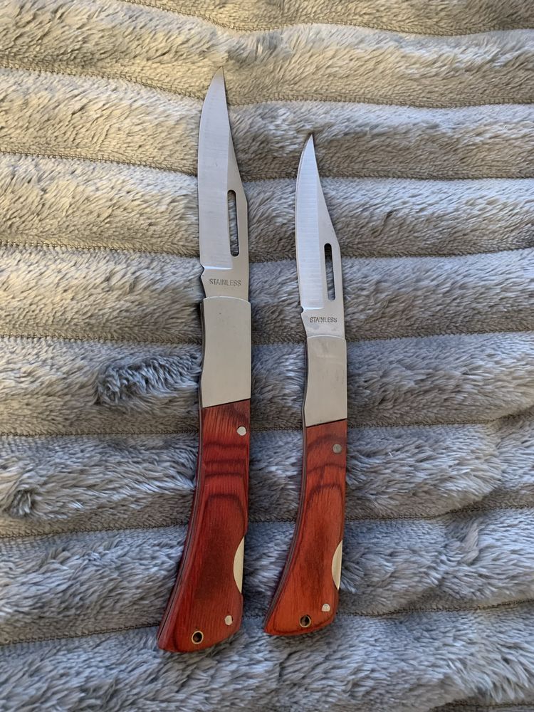 Ножі нові для кухні або туризму