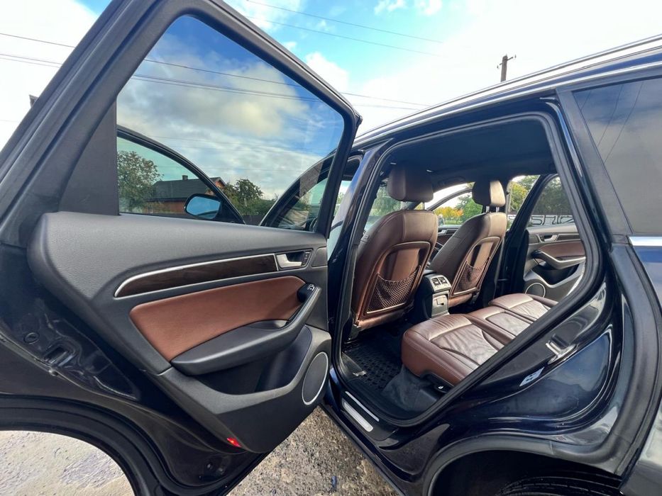 Audi Q5 2014 2.0 бензин пригнано із США