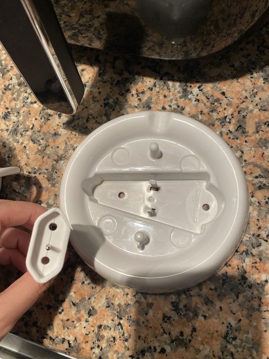 Aquecedor de biberões portátil