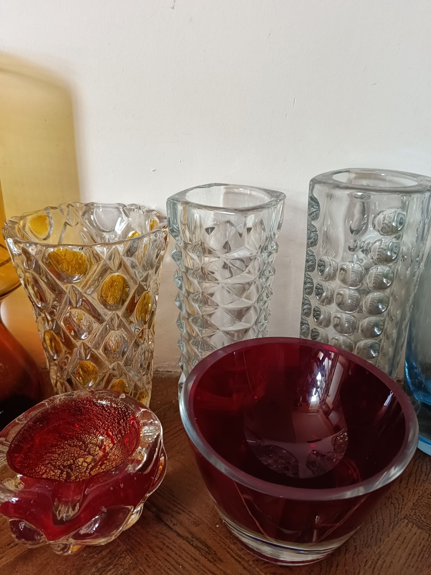 Stare wazony różne  szklane