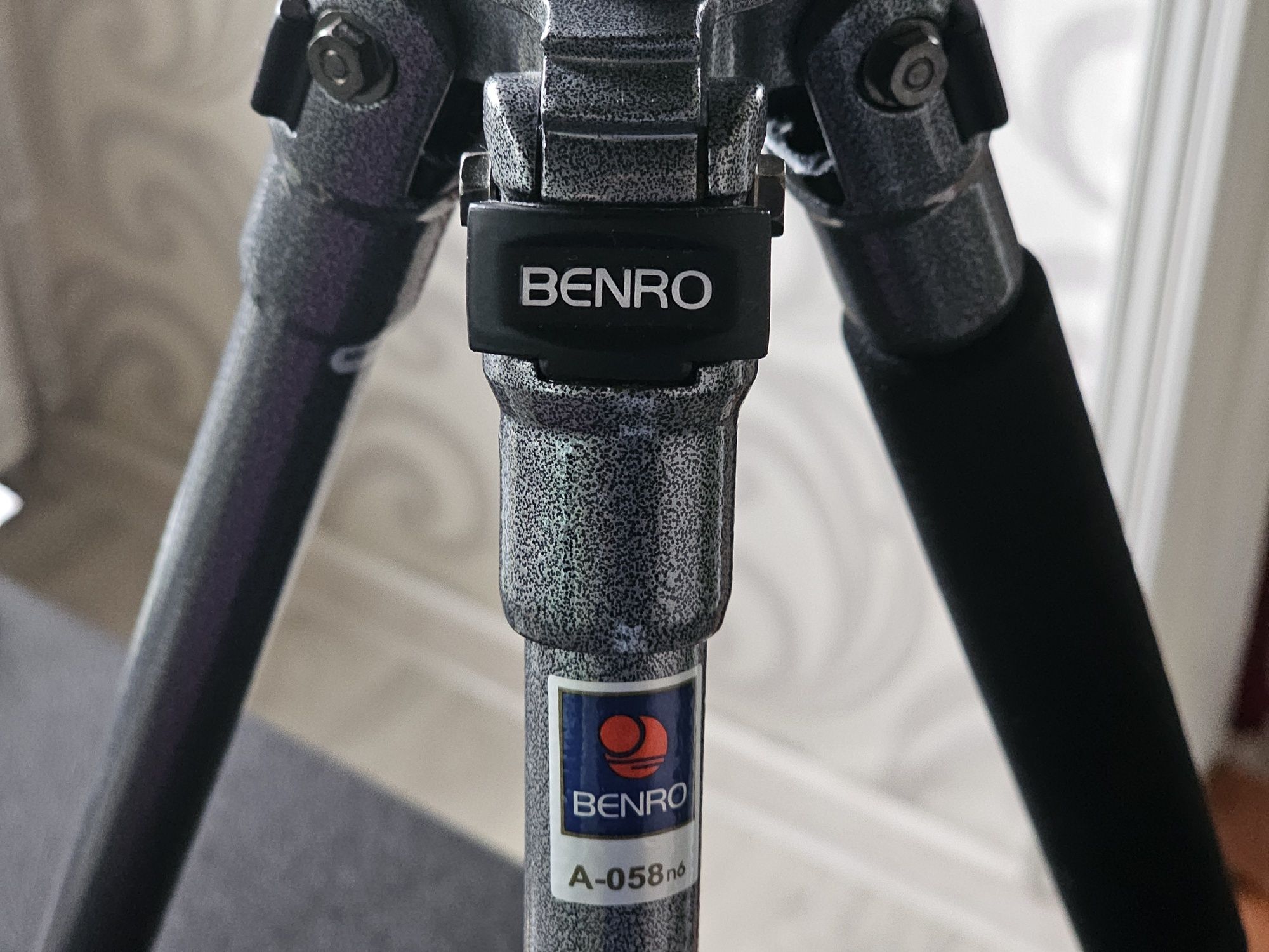 Штатив Benro A-058n6
