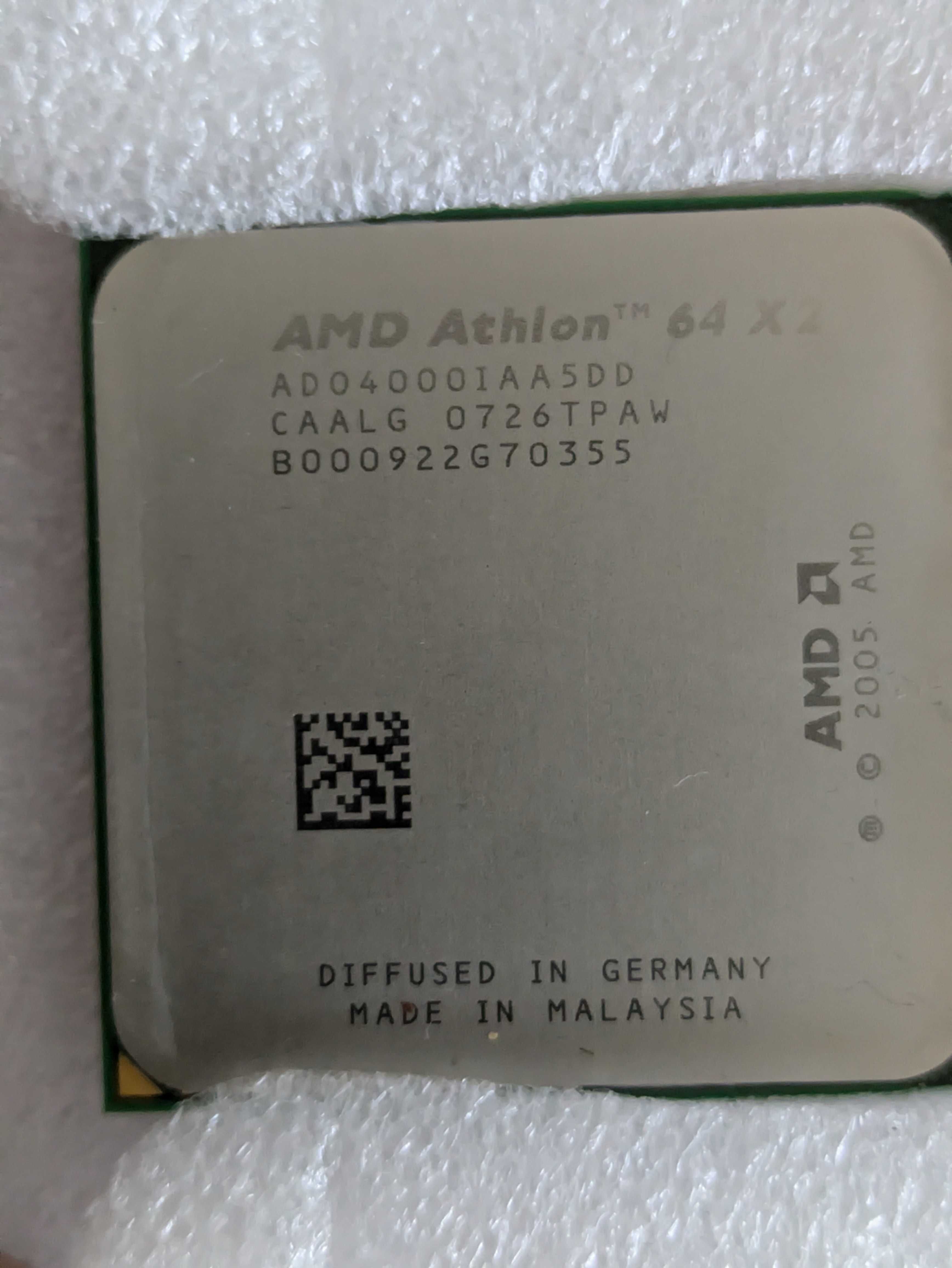 Процесор AMD Athlon 64 X2 4000+, 2 x 2,70 ГГц, 2 x 1 МБ AM2
