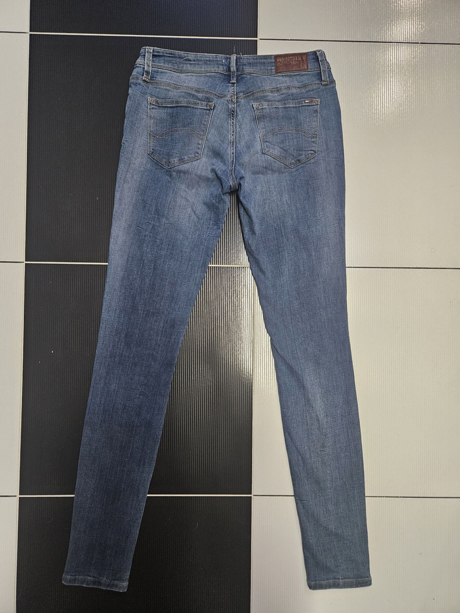 Jeans ideał tommy 27.5 jasne spodnie