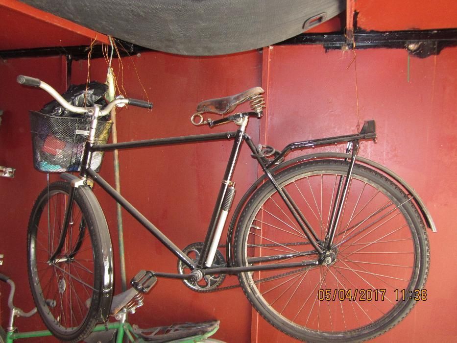 советский велосипед УКРАИНА в отличном состоянии. Крашеный.
