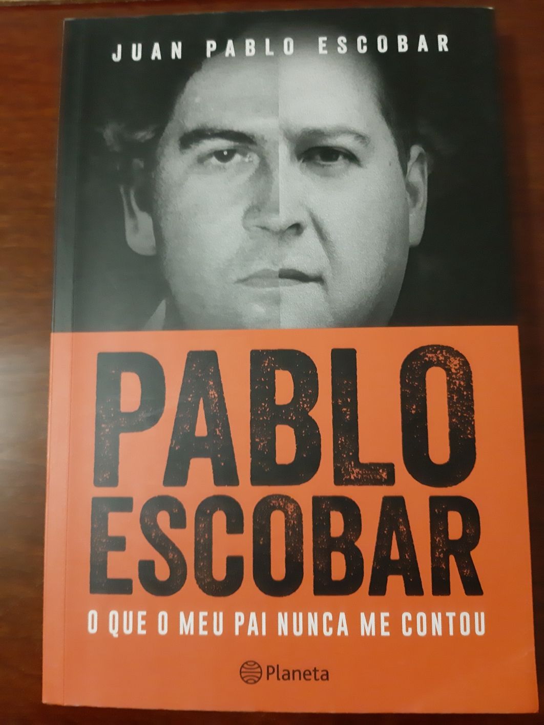 Livro "Pablo Escobar - O que o meu pai nunca me contou"