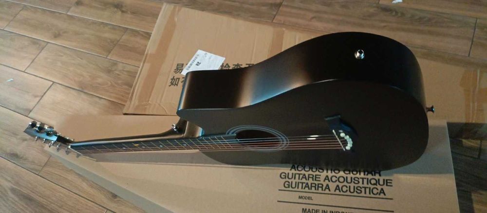 Гитара со звукоснимателем Новая