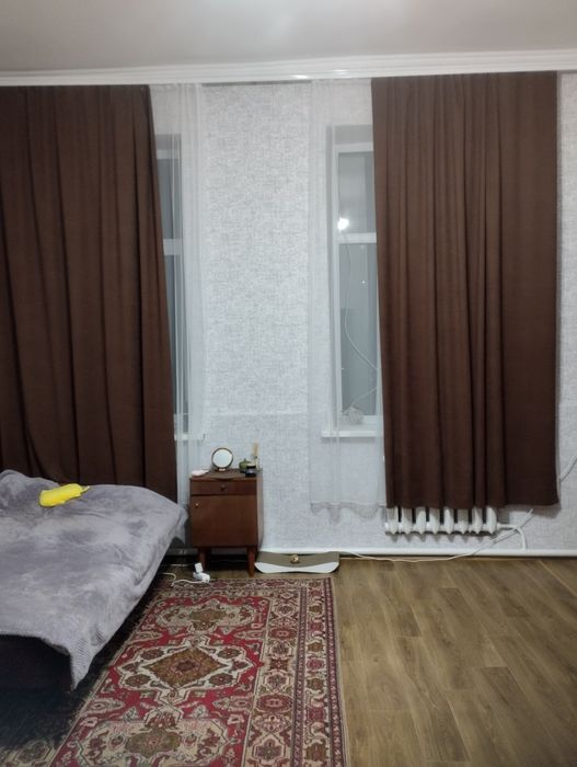 Продаж великої кімнати 22 , 3 м. кв. Ближнє Замостя .Центральний ринок