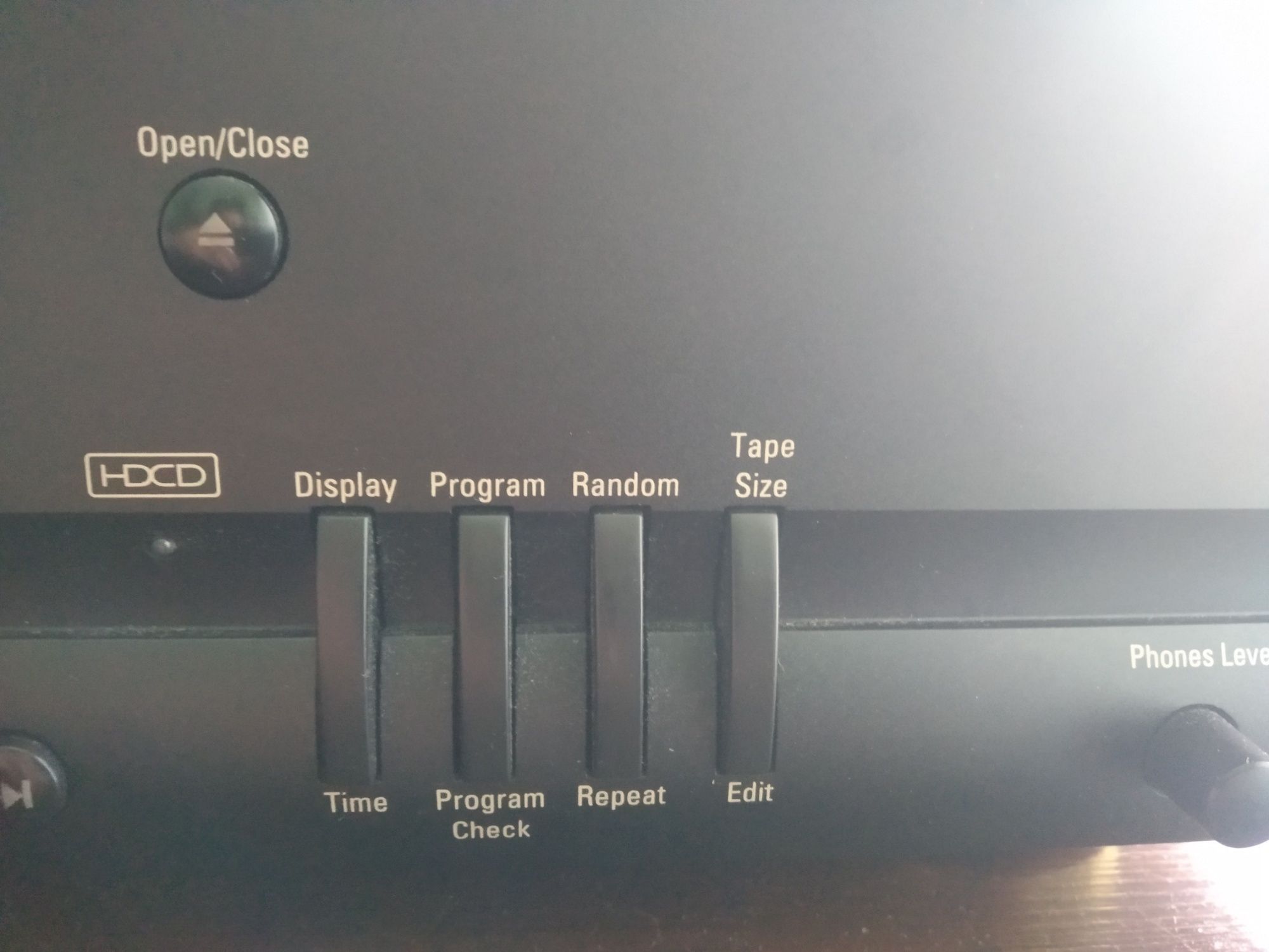 Програвач Harman Kardon HD 760