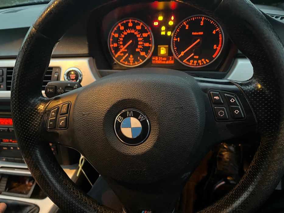 Sprzedam bmw e93 2.0d m sport