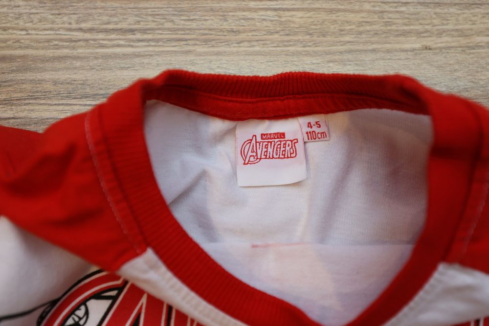 Dwie bluzki z długim rękawem rozmiar 110 Marvel