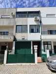 Moradia em Arcozelo!!