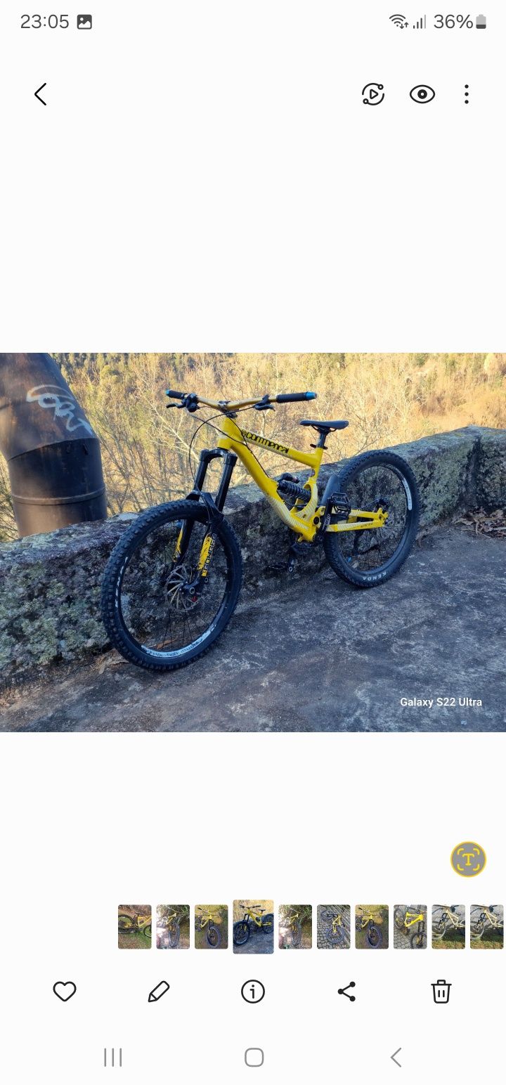Bicicleta downhill