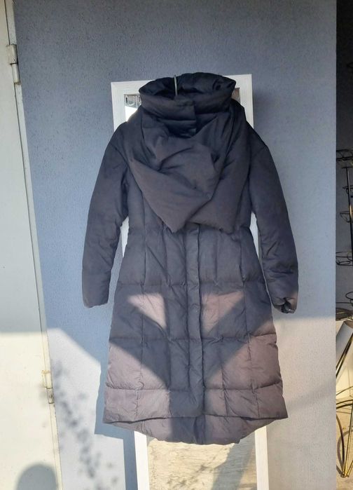 Пуховик итальянский черный неформальный крой