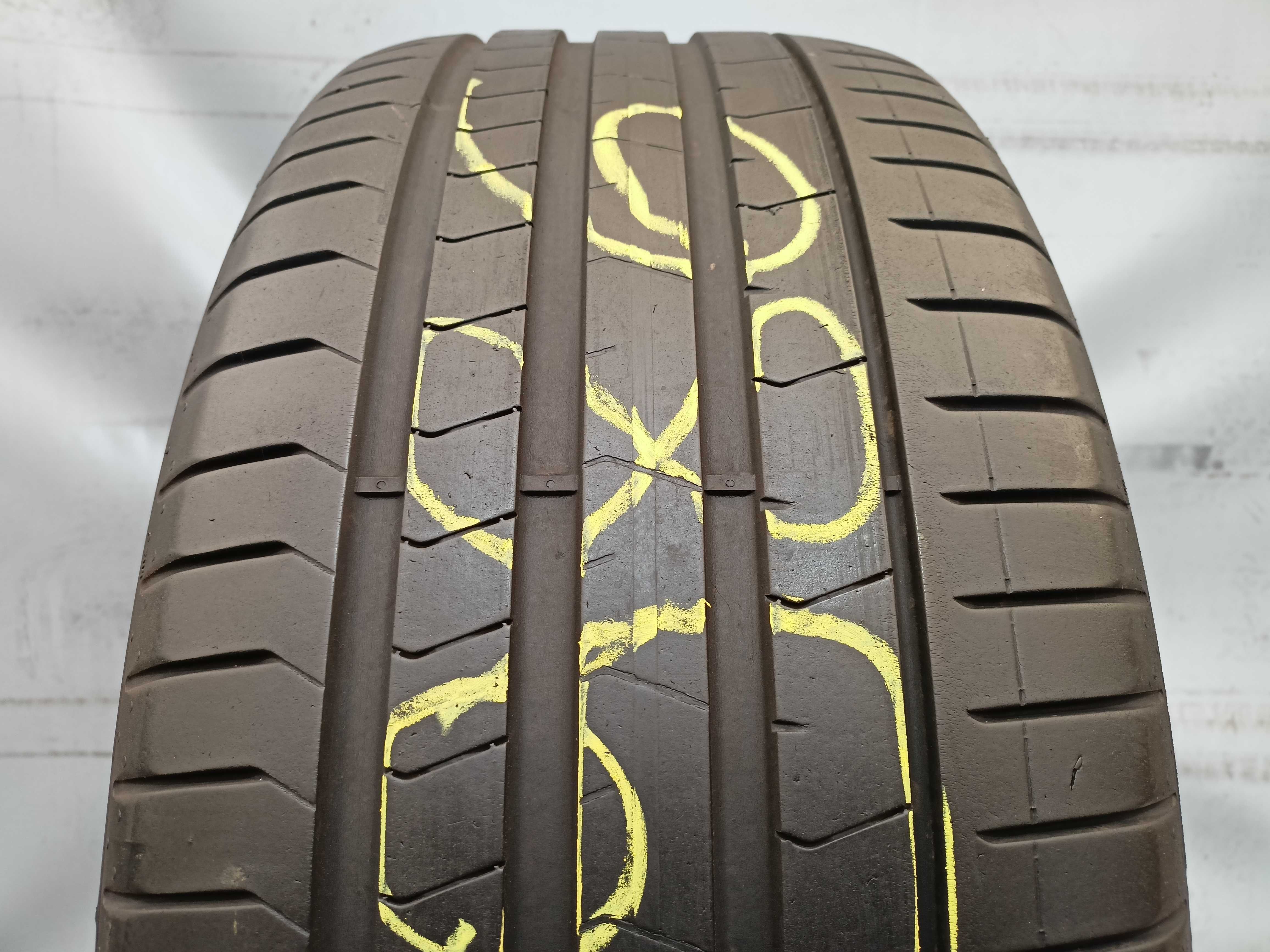 Pirelli P Zero 255/40/21 2019 rok 102V 5,6mm (986)