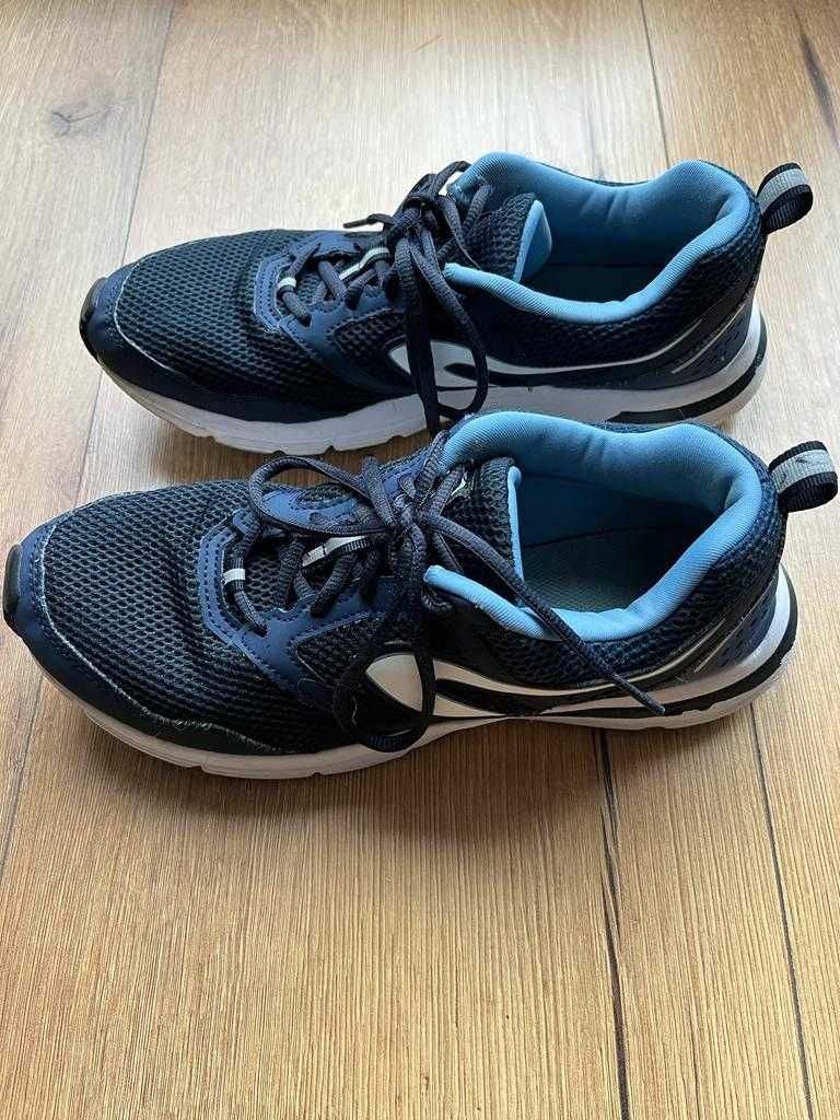 Buty sportowe chłopięce Kalenij rozm.42