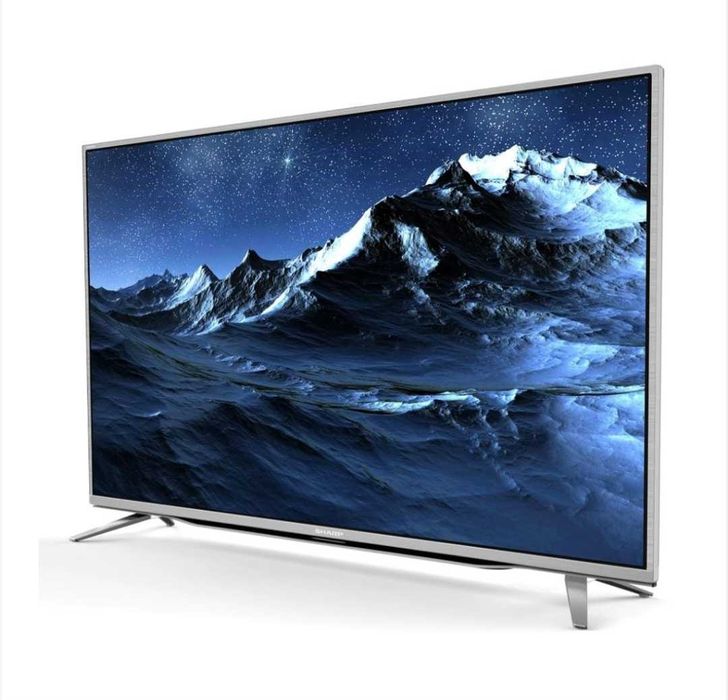 Телевізор Sharp LC-49CUF8462ES. 49 дюймів = 125 см по діагоналі.