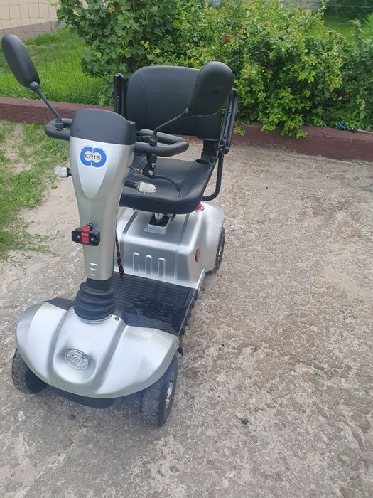 Sprzedam wózek inwalidzki elektryczny