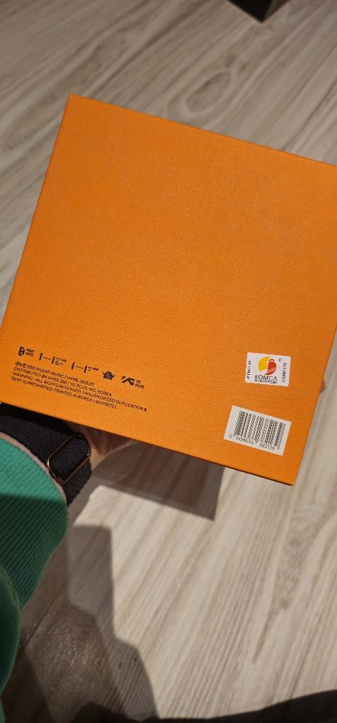BTS album Butter wersja Peaches