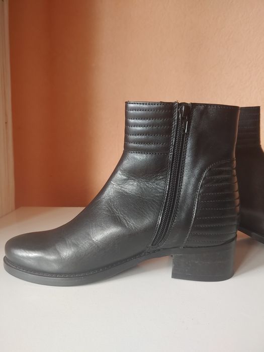 Черевики шкіра 38 ,39