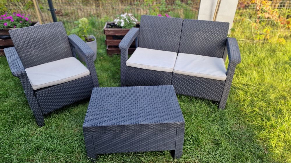 Meble ogrodowe 2 + 1 stolik