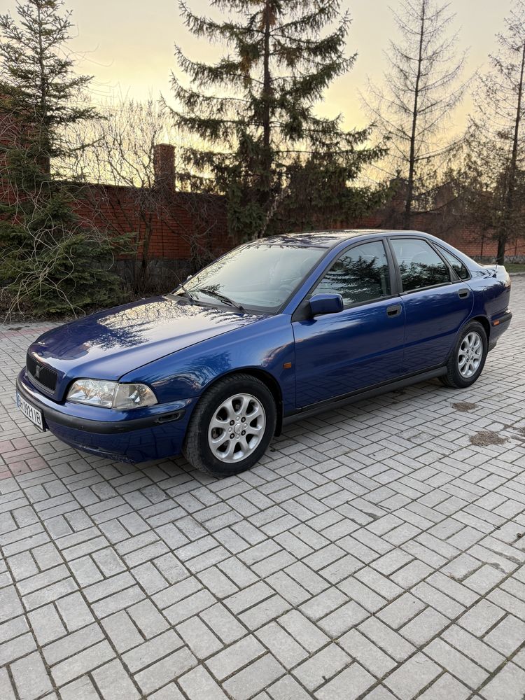 Volvo S40 2.0 бенз
