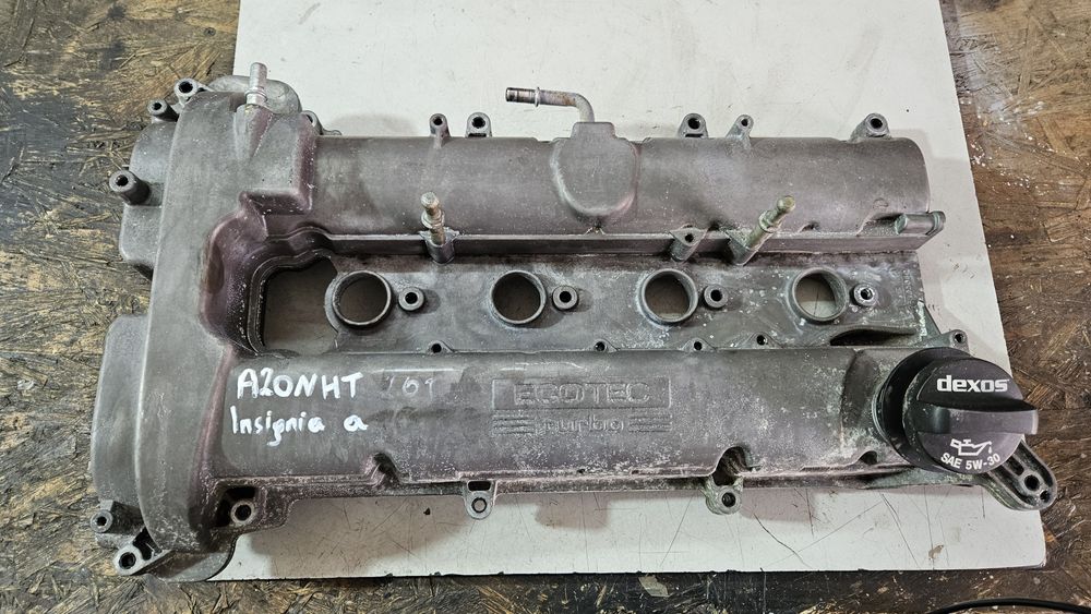 Pokrywa osłona silnika zaworów A20NHT 2.0t opel insignia a astra j