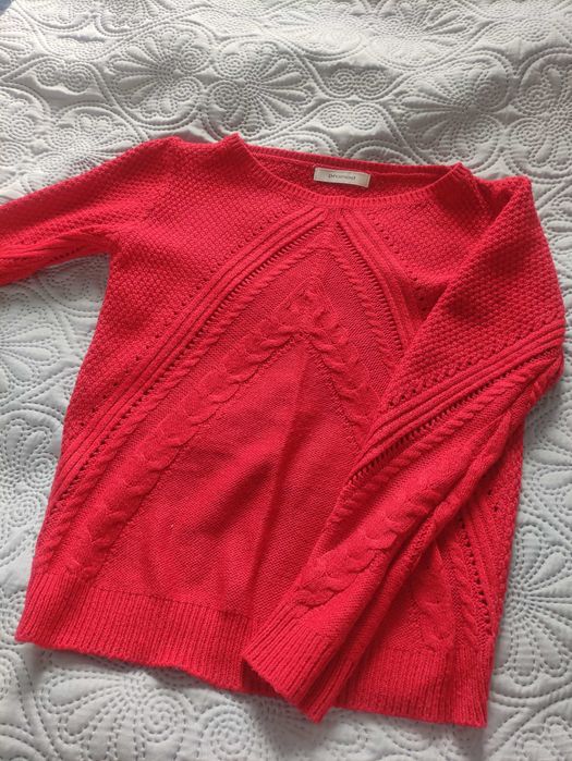 Czerwony sweter Promod
