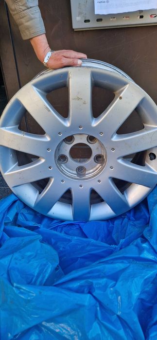 Felgi aluminiowe NISSAN R17