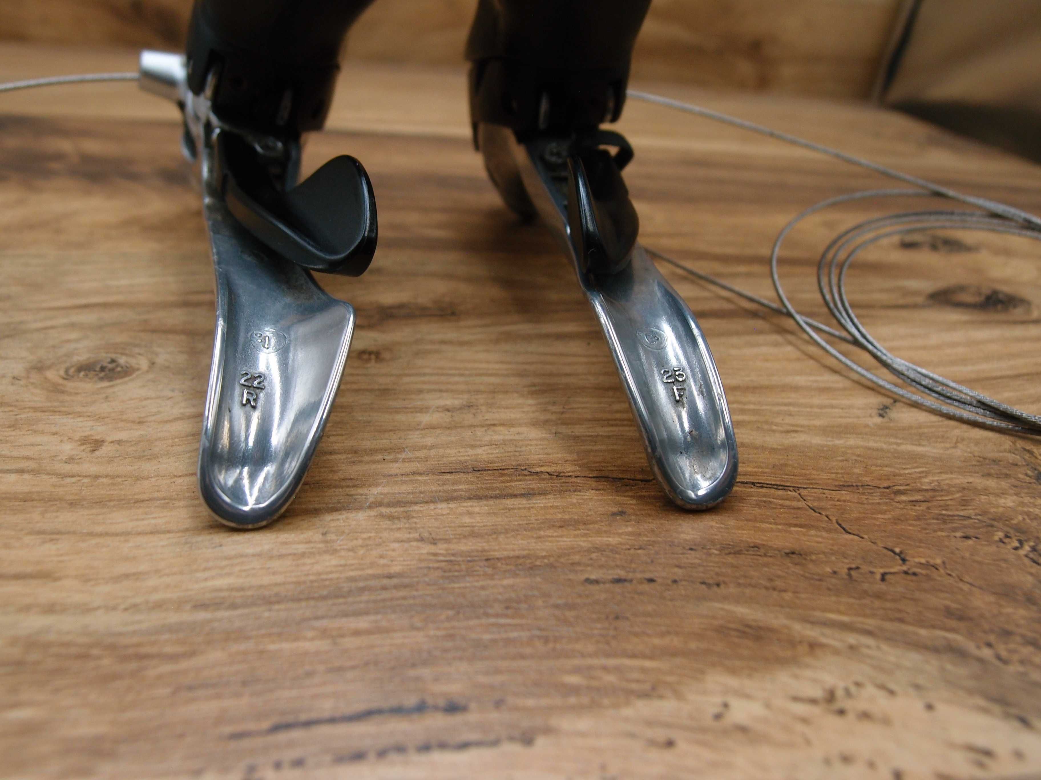 klamkomanetki Shimano Ultegra ST-6510 VIA Japan 3 x 9 rzędów
